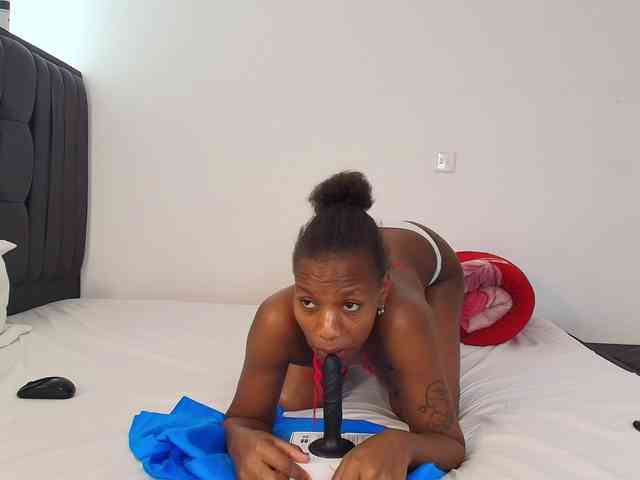 Tasty-titties webcam