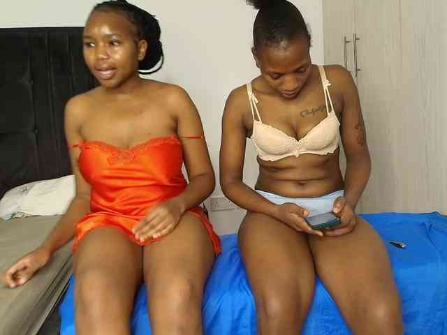 Tasty-titties webcam