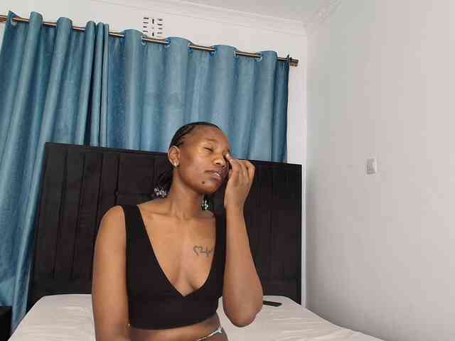 Tasty-titties webcam