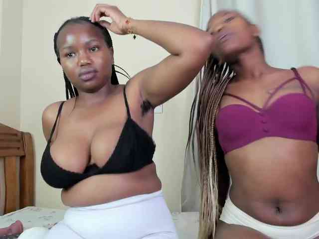 Tasty-titties webcam