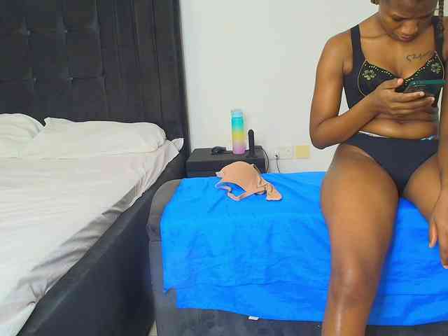 Tasty-titties webcam