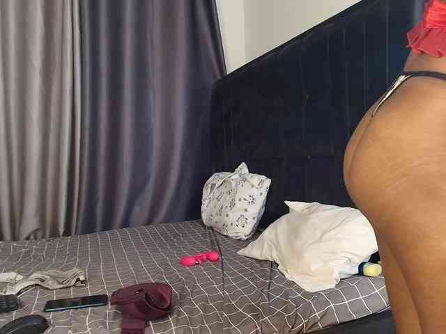 Tasty-titties webcam