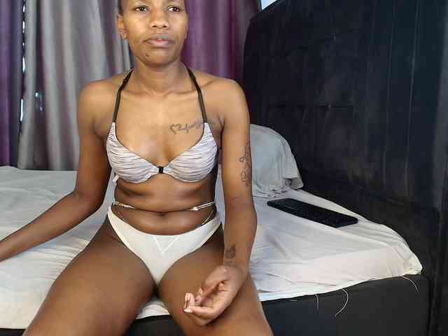 Tasty-titties webcam