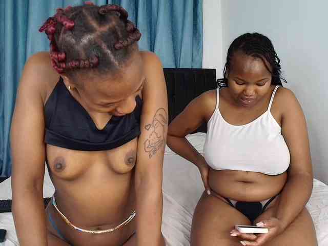 Tasty-titties webcam