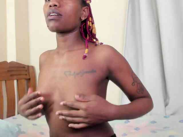Tasty-titties webcam