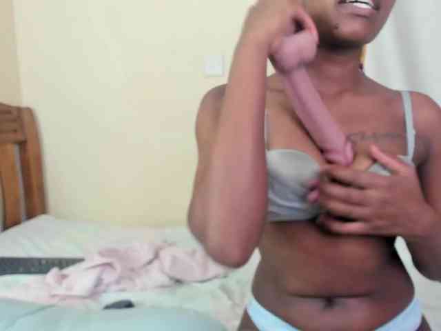Tasty-titties webcam