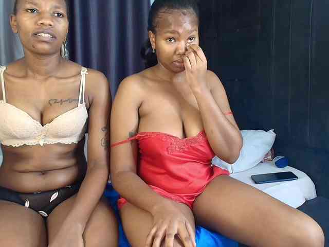 Tasty-titties webcam