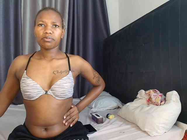 Tasty-titties webcam