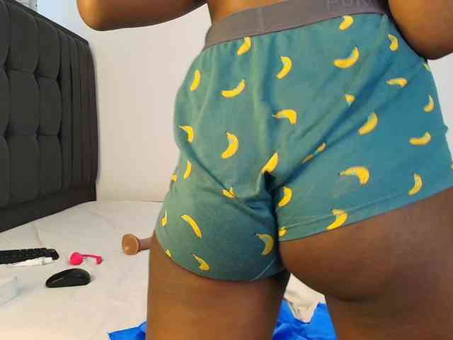 Tasty-titties webcam