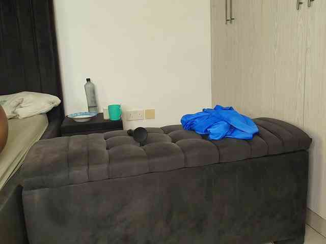 Tasty-titties webcam