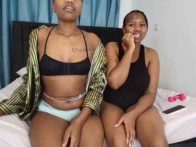 Tasty-titties webcam