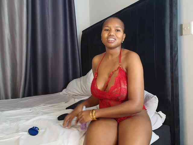 Model: Tasty-titties