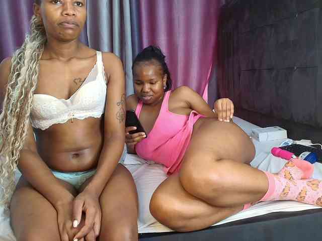Tasty-titties webcam