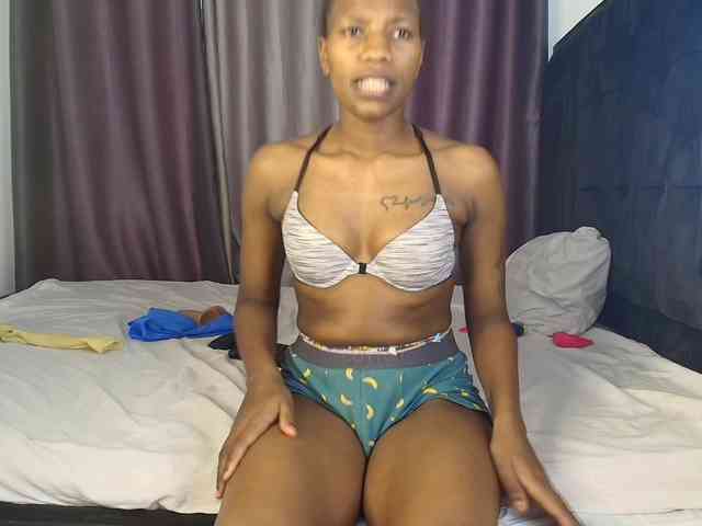 Tasty-titties webcam