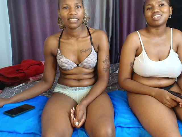 Tasty-titties webcam
