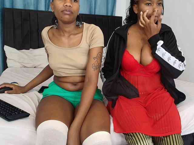 Tasty-titties webcam