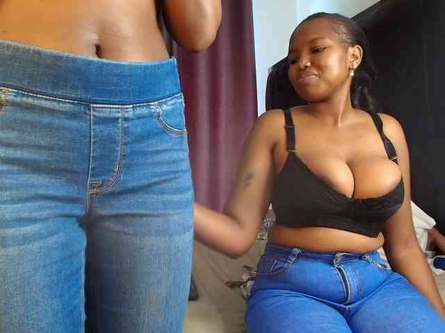Tasty-titties webcam