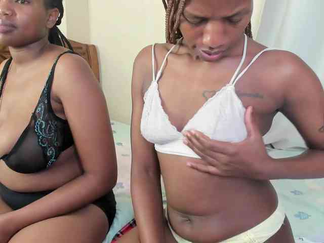 Tasty-titties webcam