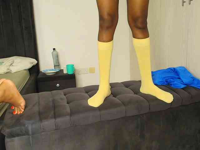 Tasty-titties webcam