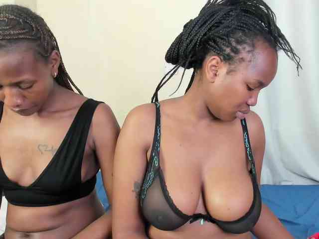 Tasty-titties webcam