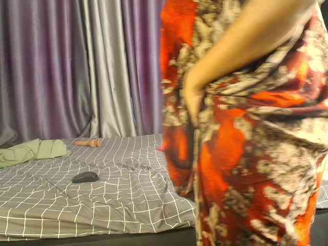 Tasty-titties webcam