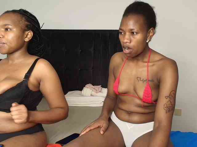 Tasty-titties webcam