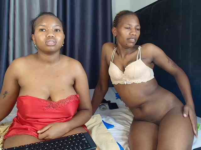 Tasty-titties webcam