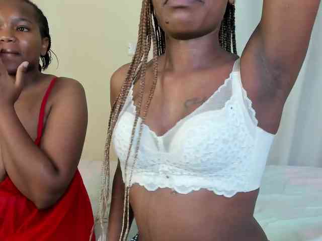 Tasty-titties webcam