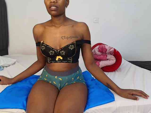 Tasty-titties webcam