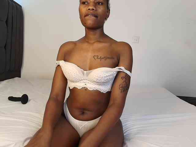 Tasty-titties webcam
