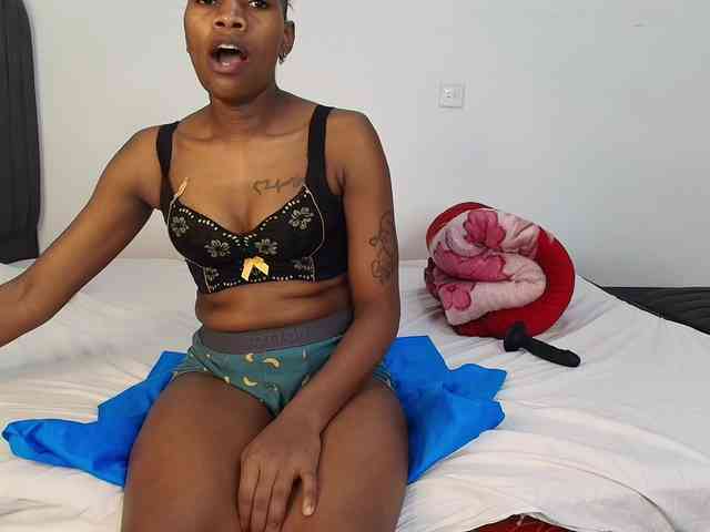 Tasty-titties webcam
