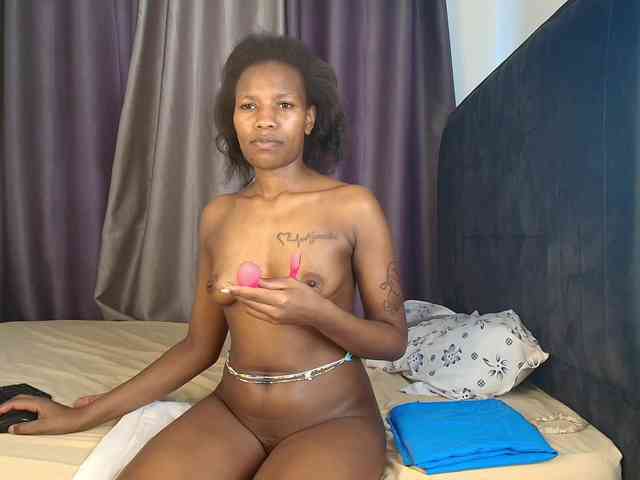 Tasty-titties webcam