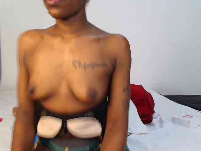 Tasty-titties webcam