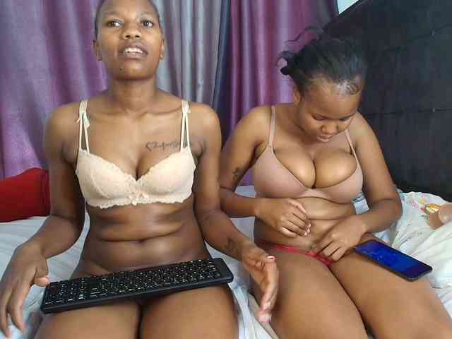 Tasty-titties webcam
