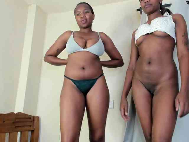 Tasty-titties webcam