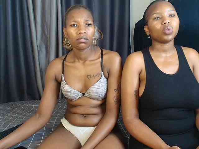 Tasty-titties webcam