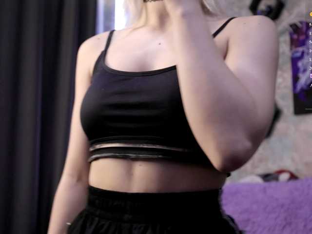 Yunakiss live cam on BongaCams