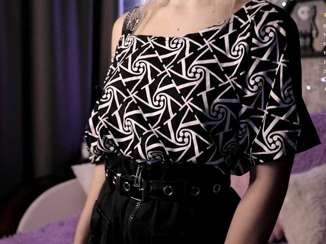 Yunakiss live cam on BongaCams