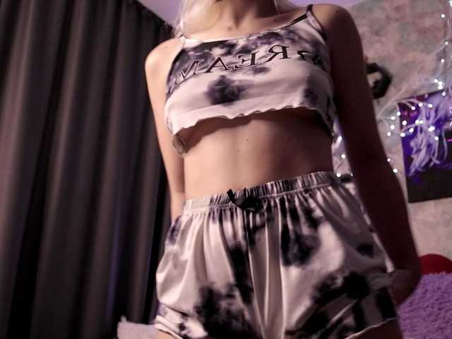 Yunakiss live cam on BongaCams