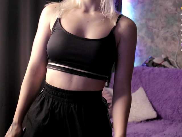Yunakiss live cam on BongaCams