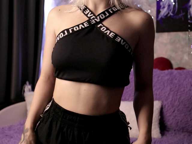 Yunakiss live cam on BongaCams