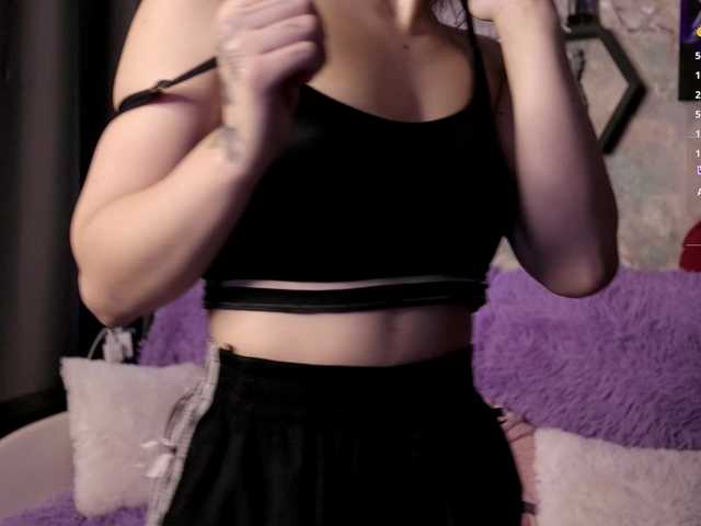 Yunakiss live cam on BongaCams