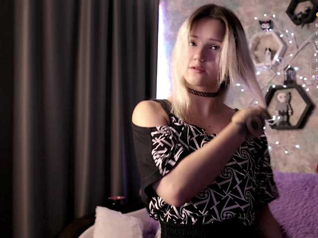 Yunakiss live cam on BongaCams