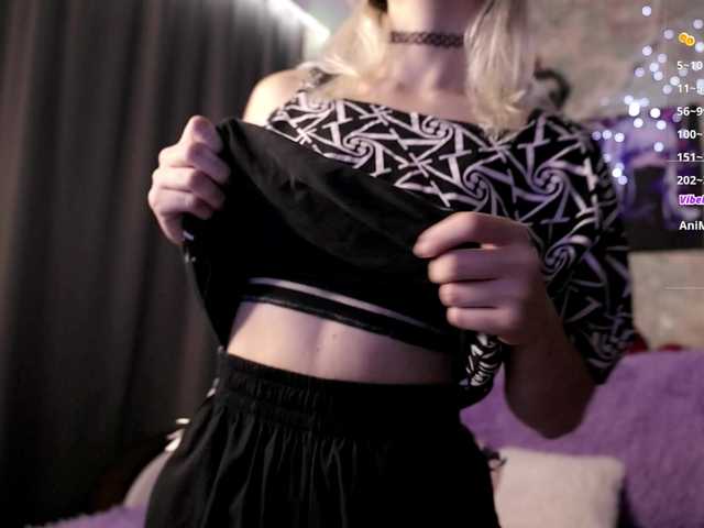 Yunakiss live cam on BongaCams