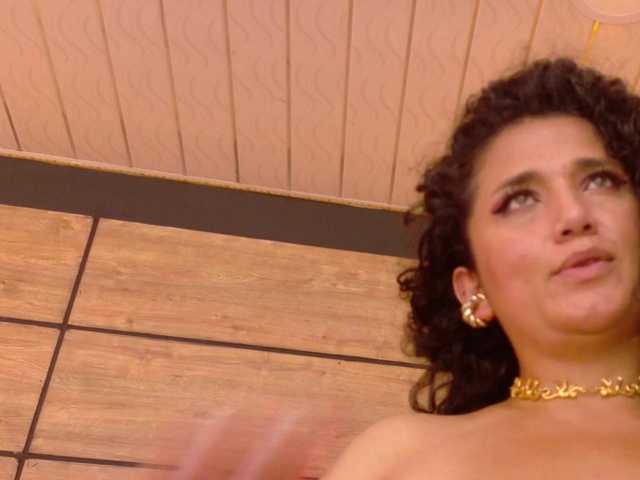 DakotaRainbow22's BongaCams show and profile