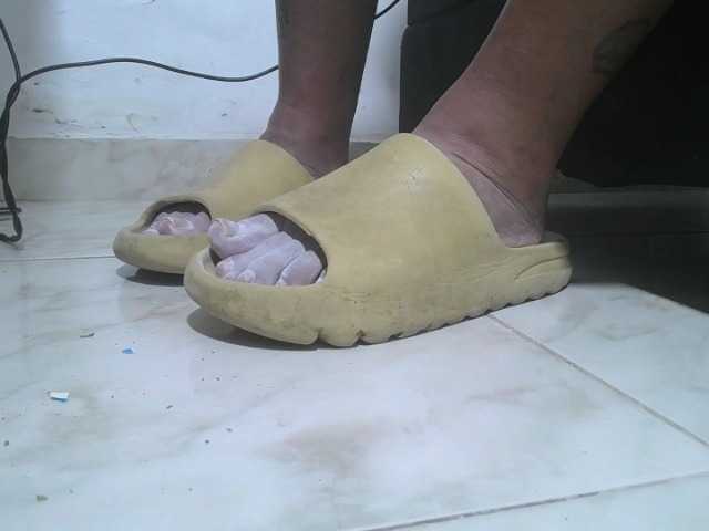 srfindomfeetdraining — live male cam