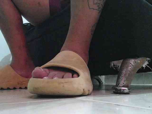 srfindomfeetdraining