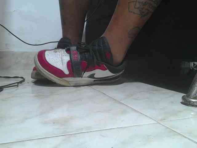 srfindomfeetdraining