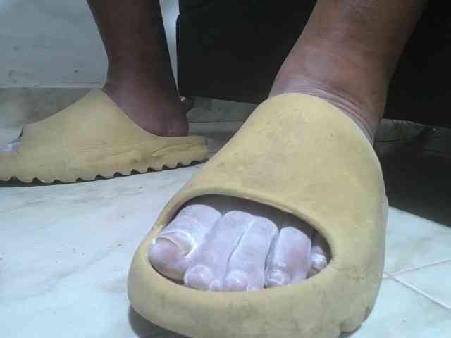 srfindomfeetdraining