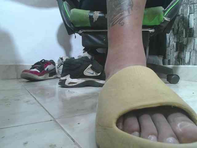 srfindomfeetdraining